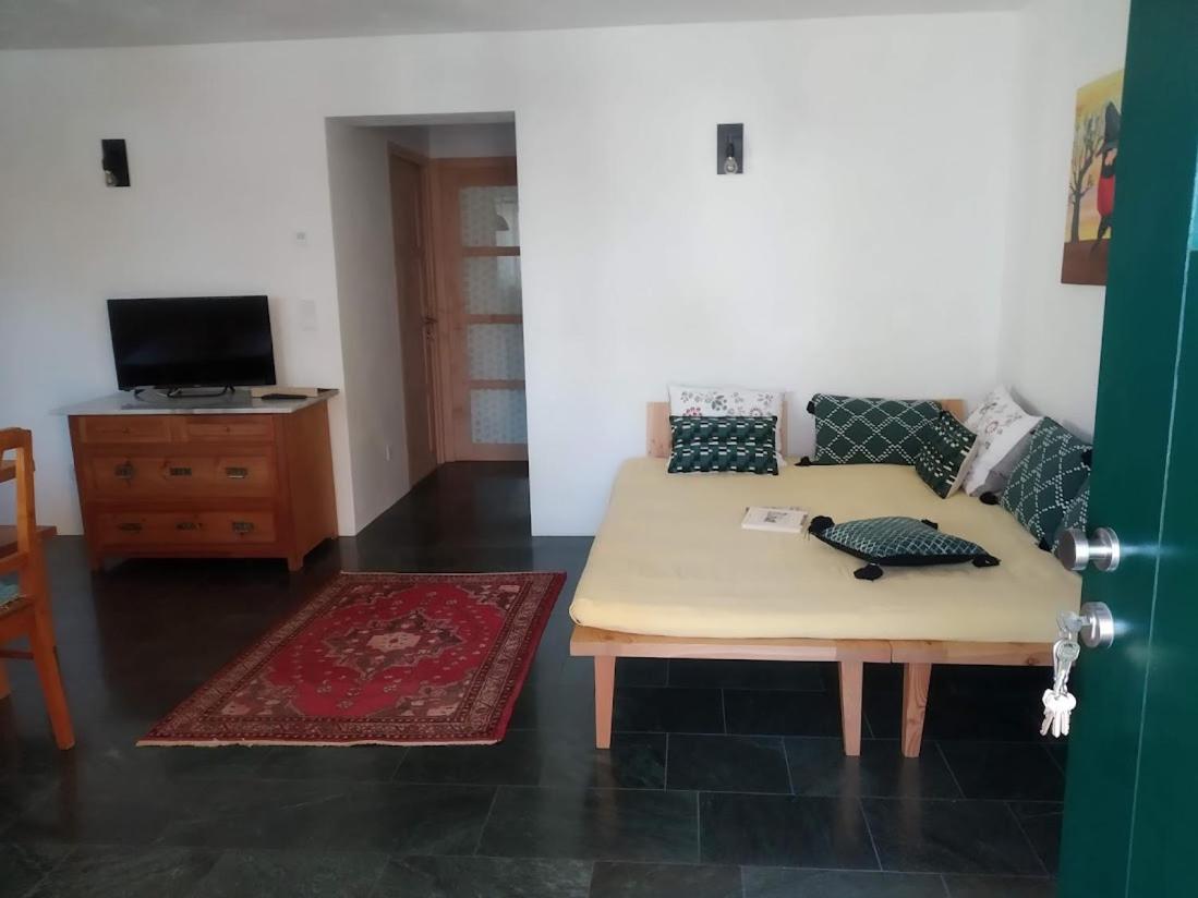 Haus18 Apartment Sluderno Bagian luar foto