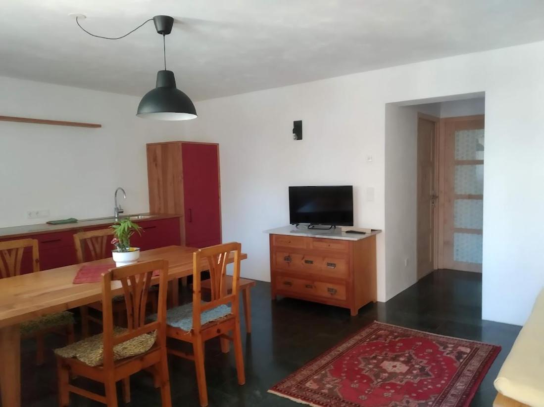 Haus18 Apartment Sluderno Bagian luar foto